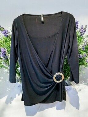 JasonMaxwell Figure Flattering Faux Wrap Top Side Accent. Sz. L